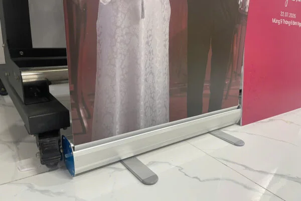 Standee Cuốn Nhôm Tốt 60x160cm ( Đế Nhôm)