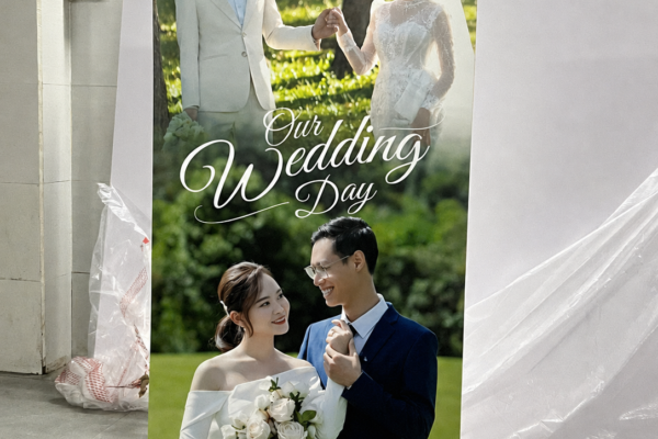 Standee Cuốn Nhôm Tốt 60x160cm ( Đế Nhôm) - In Hoàng Gia Hà Nội