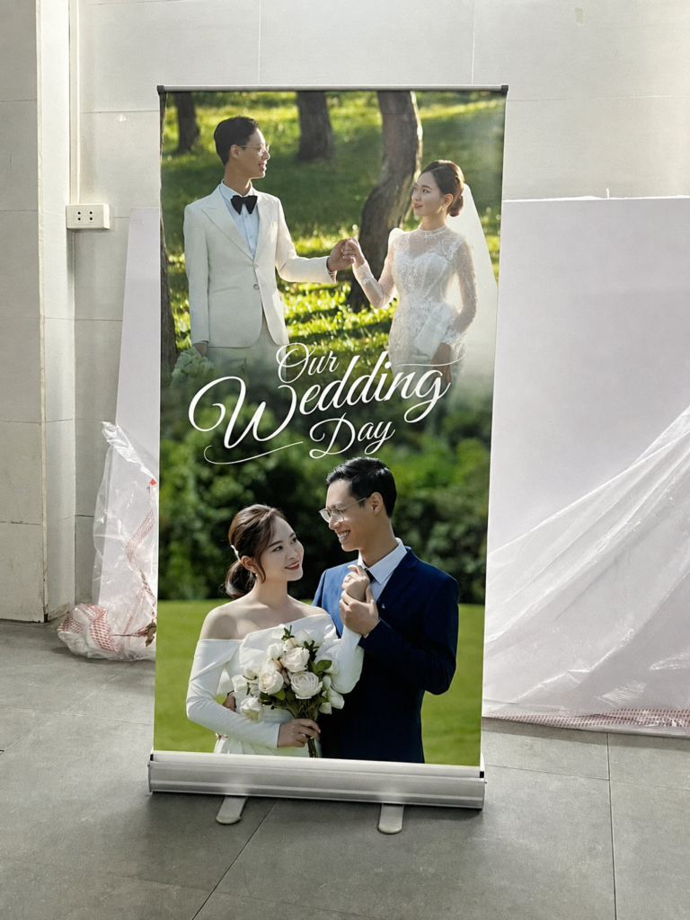 Standee Cuốn Nhôm Tốt 60x160cm ( Đế Nhôm)