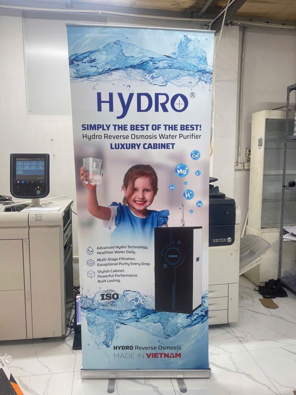 Standee Cuốn Nhôm Thường 80x200cm - In Hoàng Gia Hà Nội