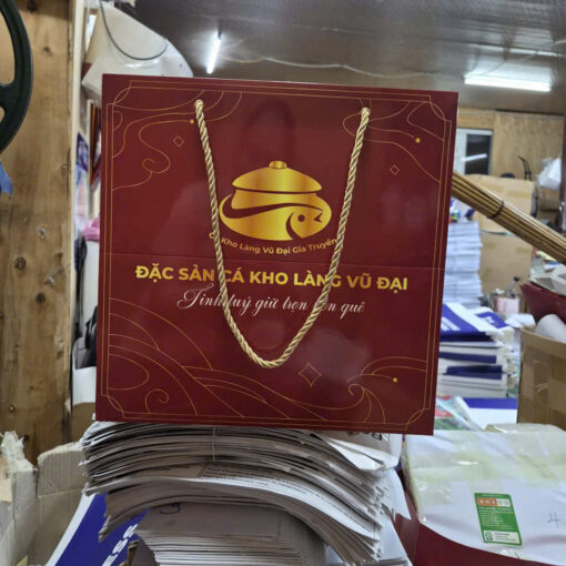 In túi giấy cá kho