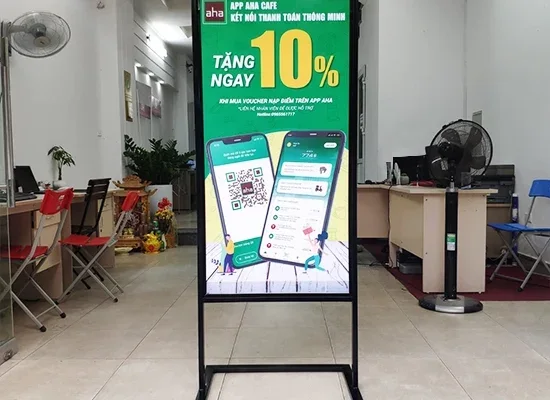 Standee Khung Sắt - In Hoàng Gia Hà Nội